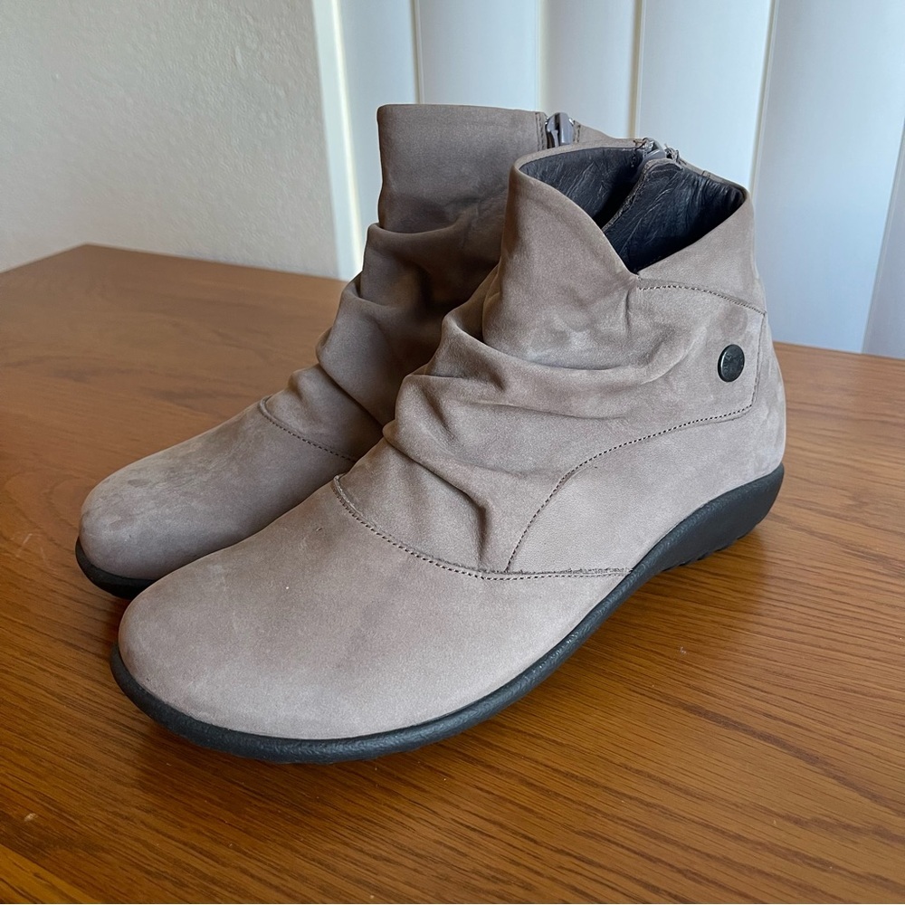 Naot Kahika Booties Shiitake Nubuck Size 37 / 6-6.5